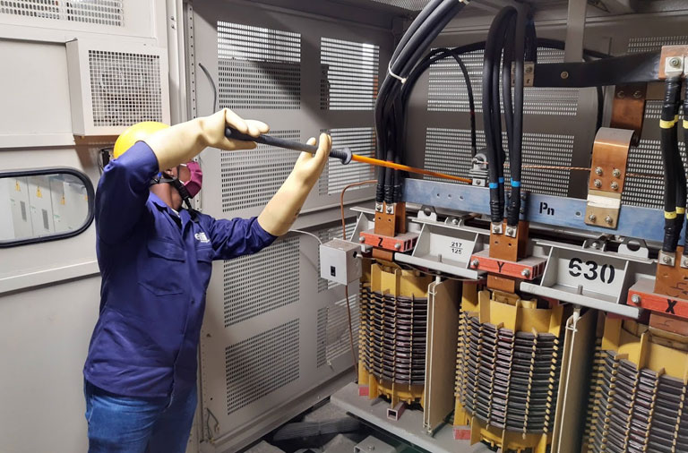 Reparaciones eléctricas en industrias en Zaragoza